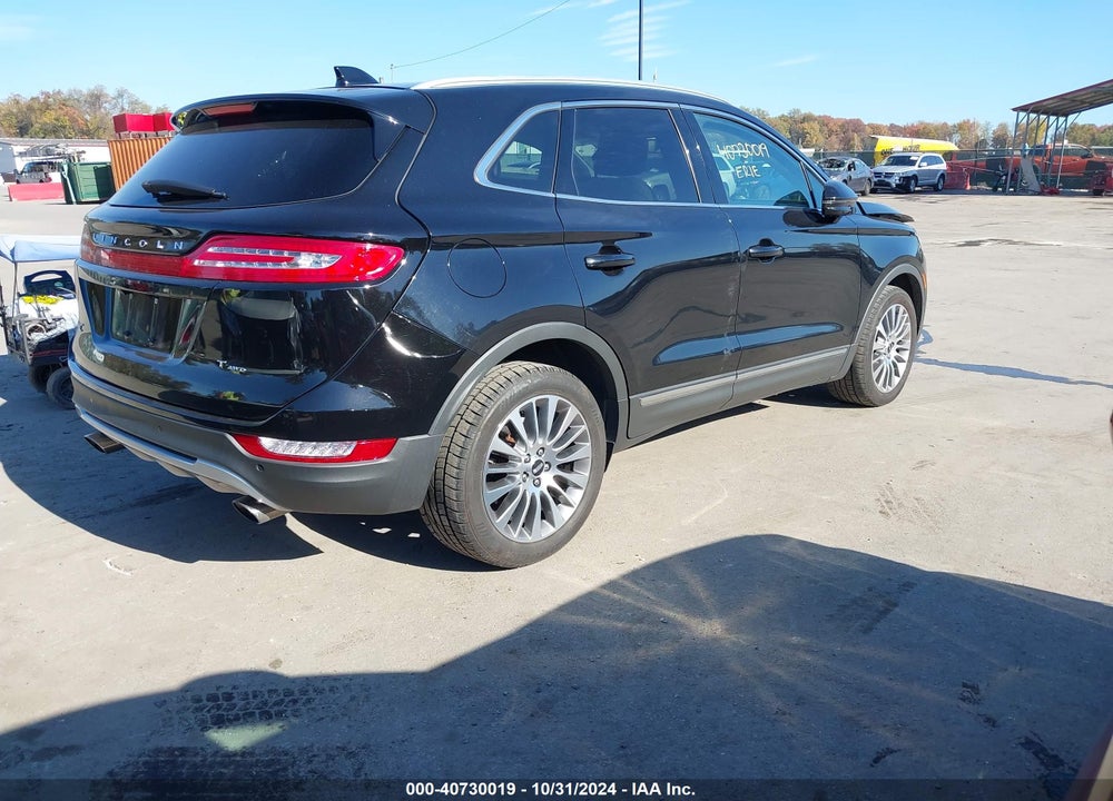 2017 LINCOLN MKC RESERVE VIN: 5LMCJ3D95HUL55652