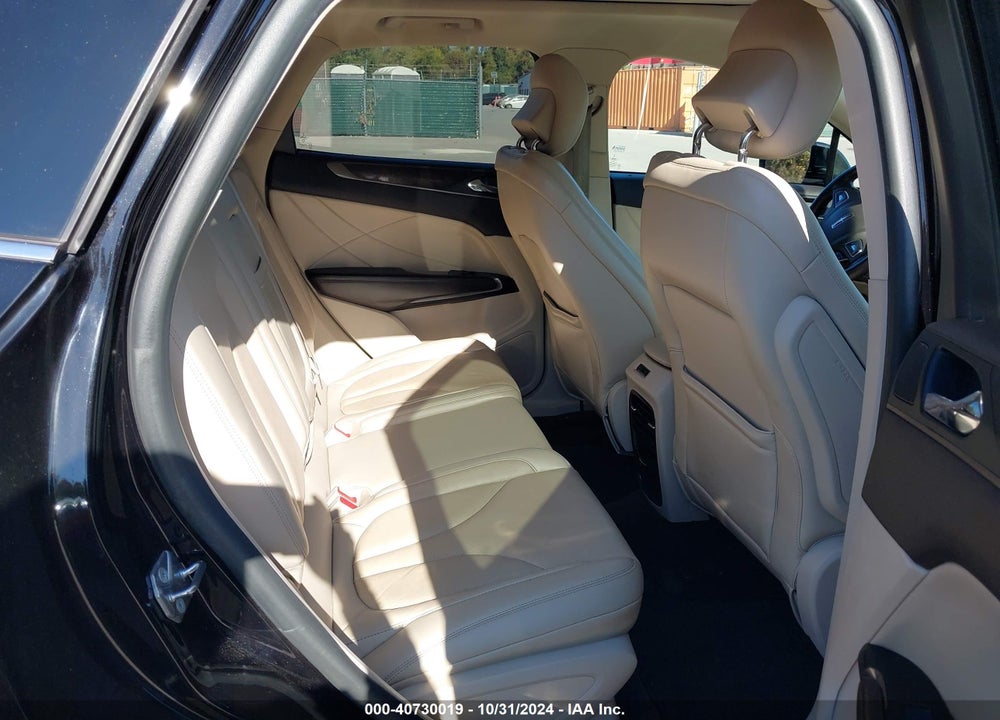 2017 LINCOLN MKC RESERVE VIN: 5LMCJ3D95HUL55652