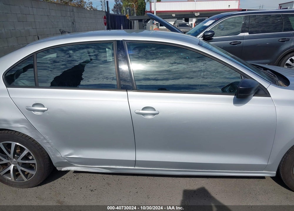 2016 VOLKSWAGEN JETTA 1.4T SE VIN: 3VWD67AJXGM268025