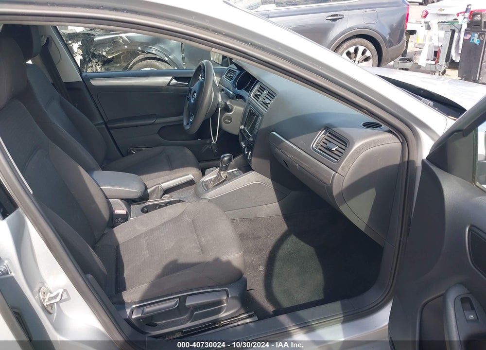 2016 VOLKSWAGEN JETTA 1.4T SE VIN: 3VWD67AJXGM268025