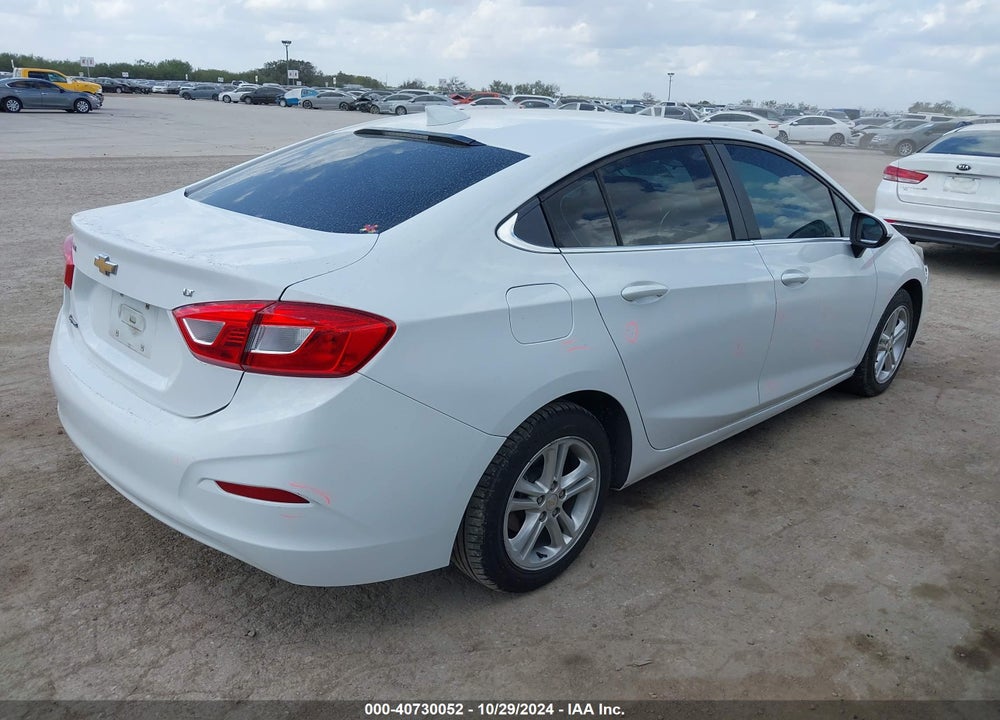 2018 CHEVROLET CRUZE LT AUTO VIN: 1G1BE5SM5J7167365