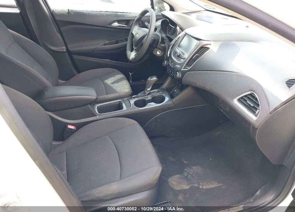 2018 CHEVROLET CRUZE LT AUTO VIN: 1G1BE5SM5J7167365