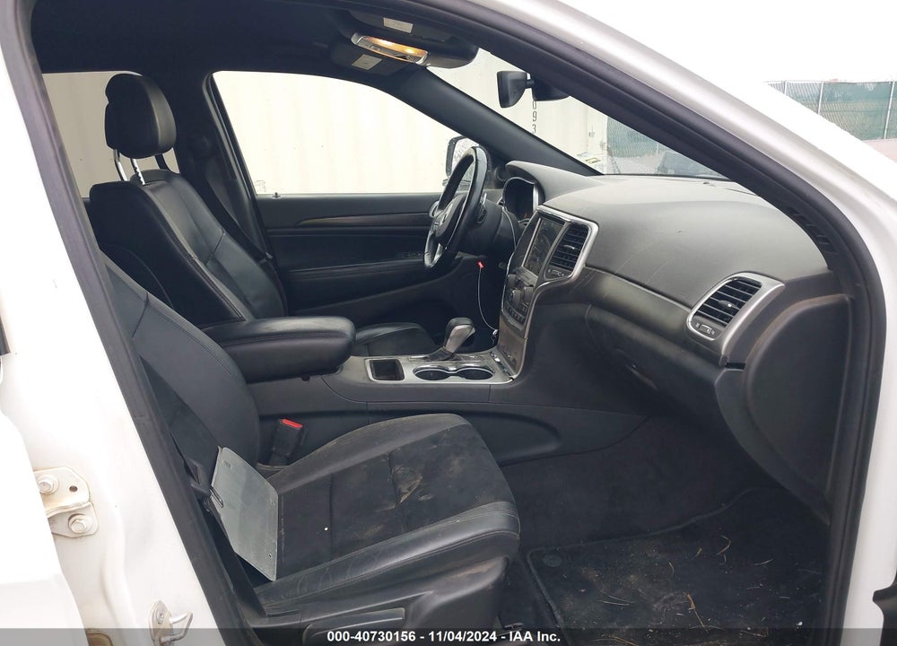 2017 JEEP GRAND CHEROKEE VIN: 1C4RJFAG6HC910829