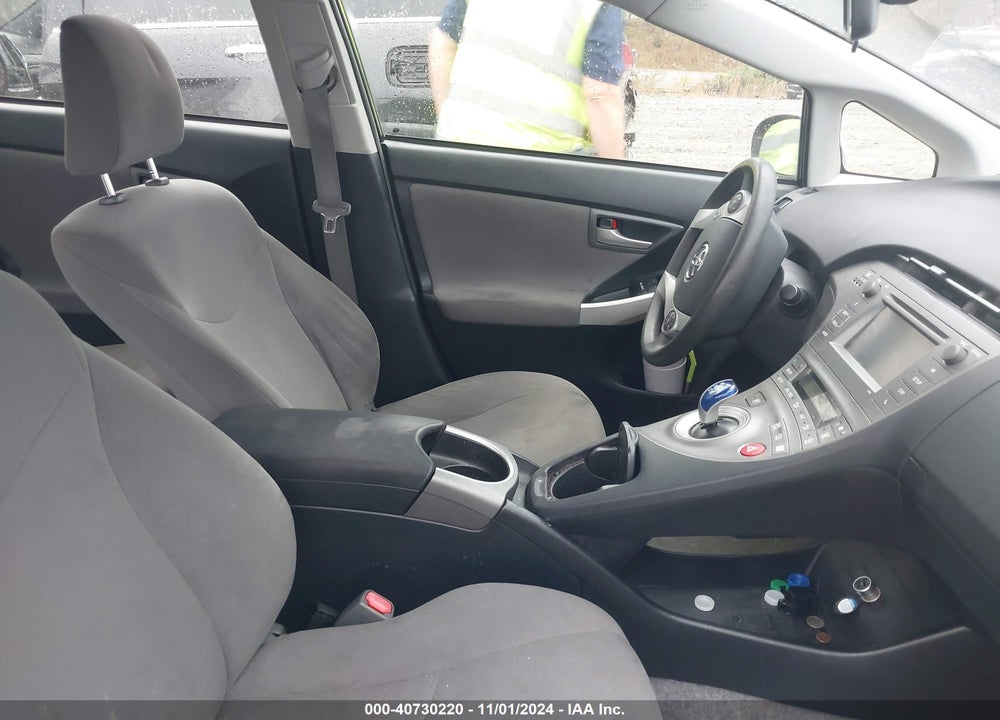 2015 TOYOTA PRIUS TWO VIN: JTDKN3DU4F0457203
