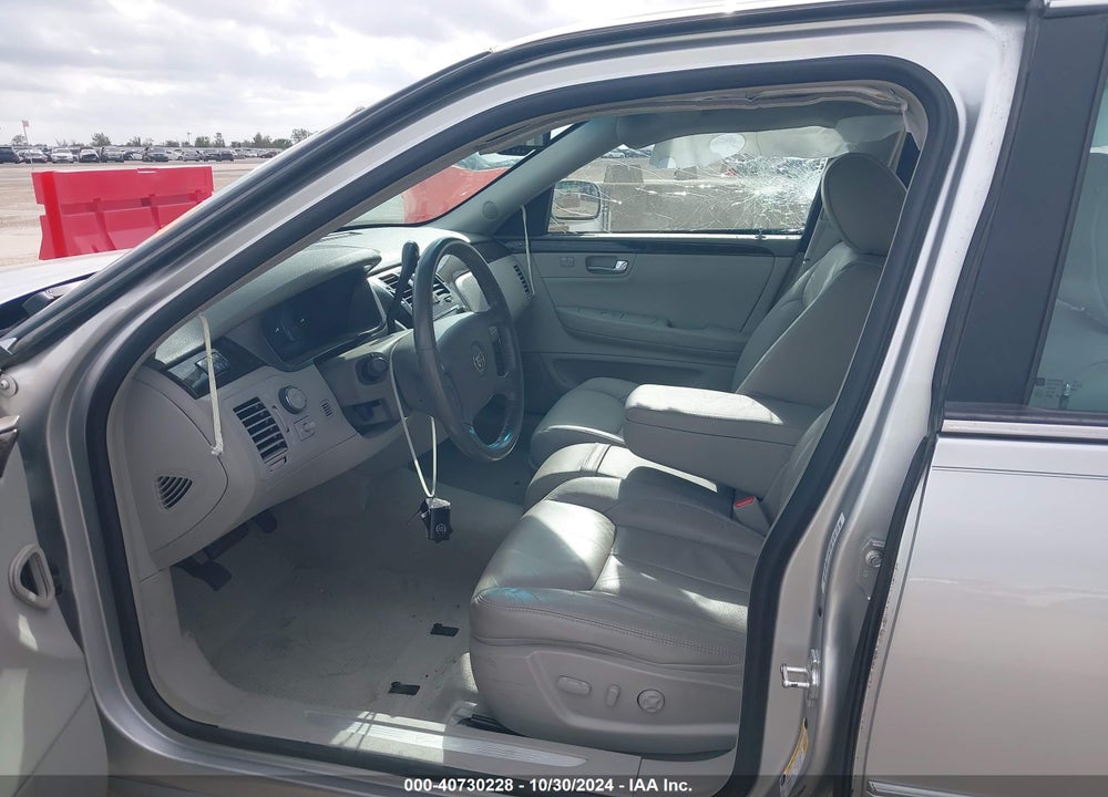 2011 CADILLAC DTS STANDARD VIN: 1G6KA5E67BU121848