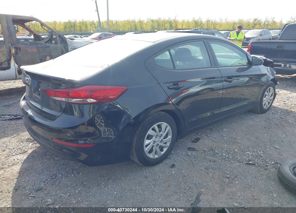 2018 HYUNDAI ELANTRA SE VIN: 5NPD74LF4JH246896