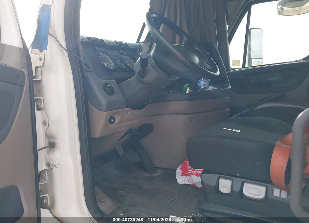 2016 FREIGHTLINER CASCADIA 125 VIN: 3AKJGLD55GSGU9860