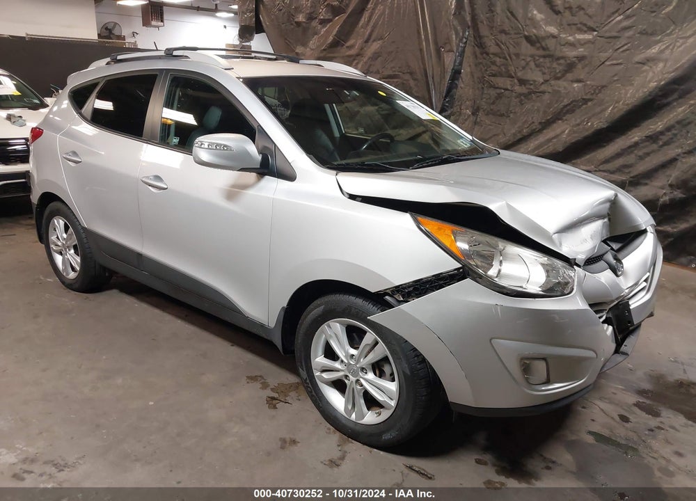 2013 HYUNDAI TUCSON GLS VIN: KM8JU3AC2DU662790