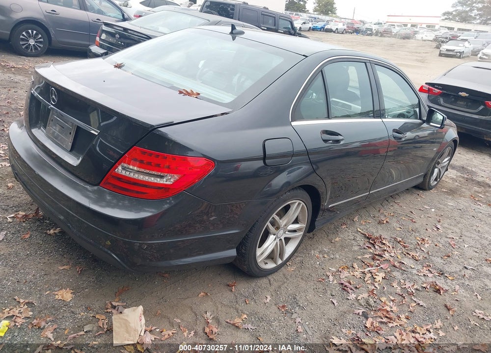 2012 MERCEDES-BENZ C 250 LUXURY/SPORT VIN: WDDGF4HB9CR239563