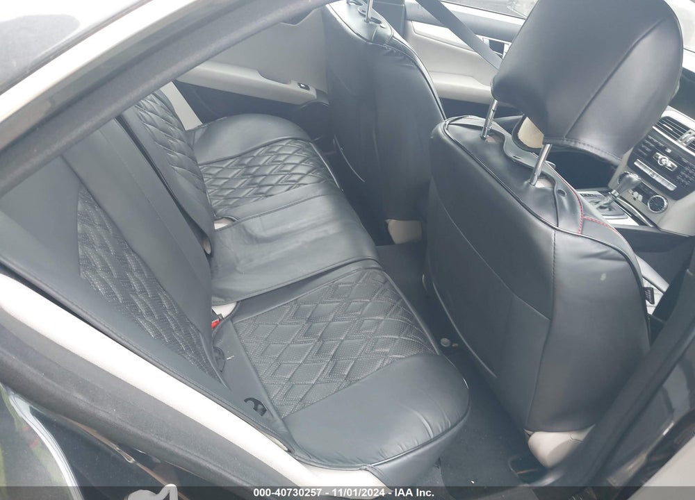 2012 MERCEDES-BENZ C 250 LUXURY/SPORT VIN: WDDGF4HB9CR239563