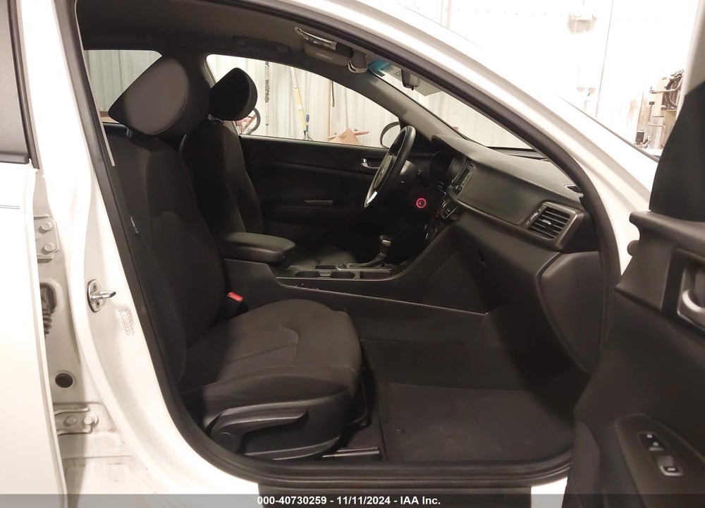 2016 KIA OPTIMA VIN: KNAGT4L34G5073563