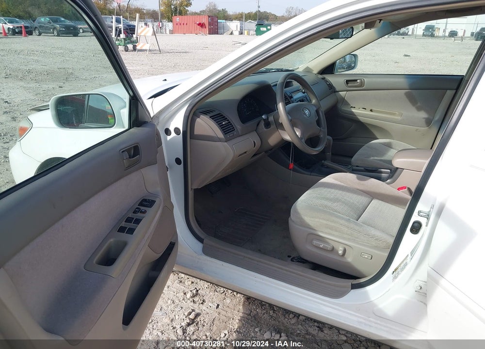 2004 TOYOTA CAMRY LE VIN: 4T1BE32K14U342240