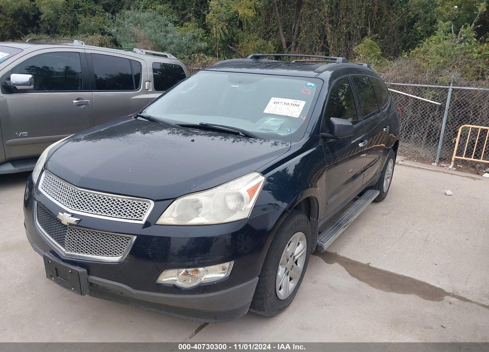 2012 CHEVROLET TRAVERSE LS VIN: 1GNKRFED2CJ275680