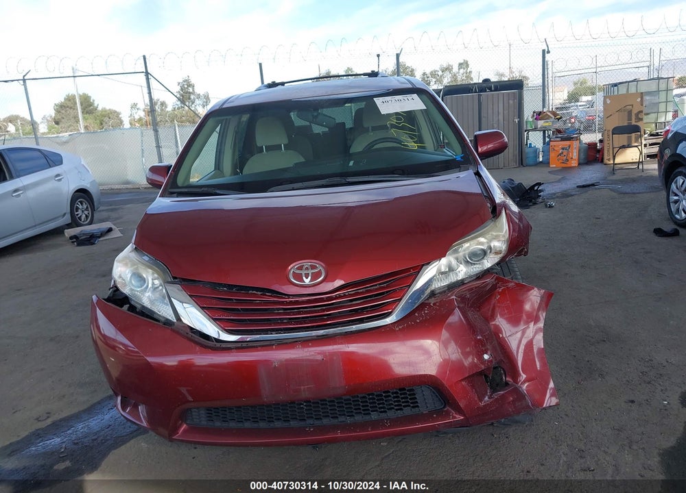 2016 TOYOTA SIENNA LE 8 PASSENGER VIN: 5TDKK3DC8GS731811