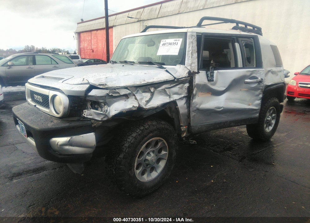 2007 TOYOTA FJ CRUISER VIN: JTEBU11F170068173