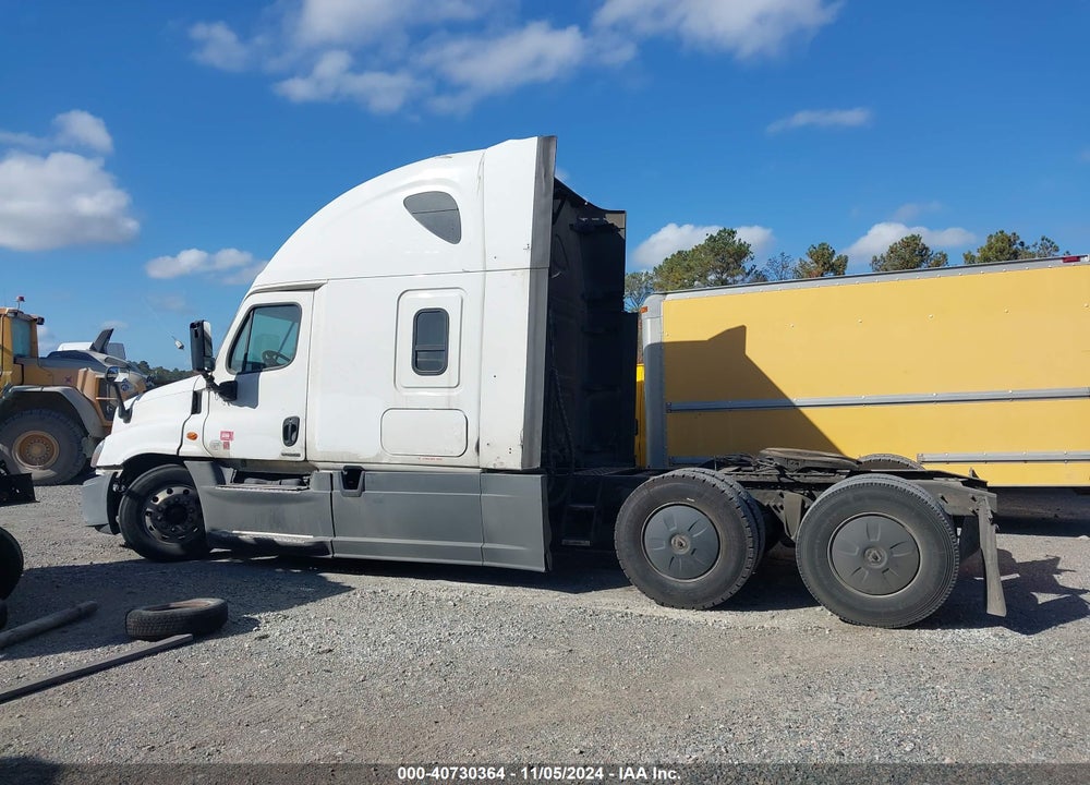 2018 FREIGHTLINER CASCADIA 125 VIN: 1FUJGLDR4JLHG7898