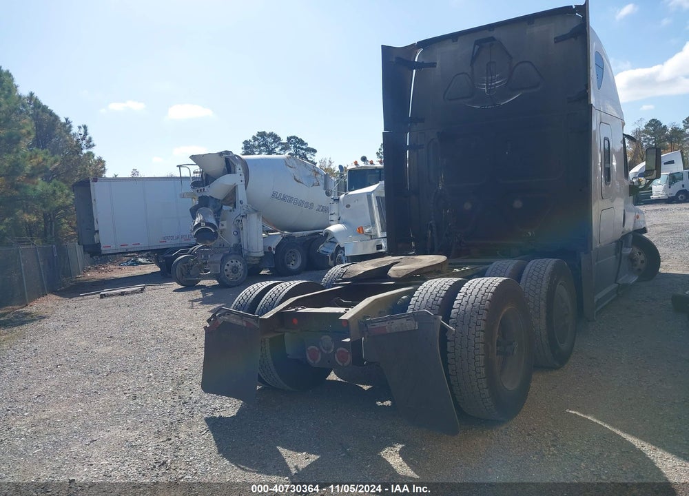 2018 FREIGHTLINER CASCADIA 125 VIN: 1FUJGLDR4JLHG7898