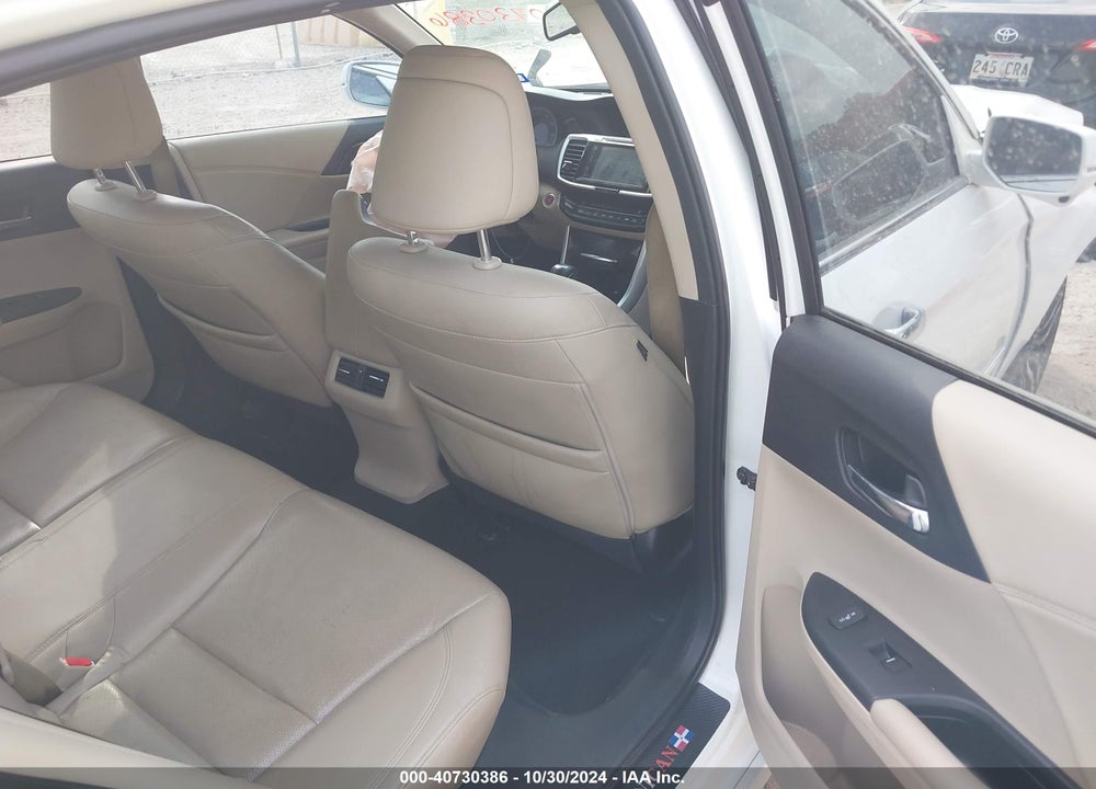 2016 HONDA ACCORD TOURING VIN: 1HGCR3F9XGA005917