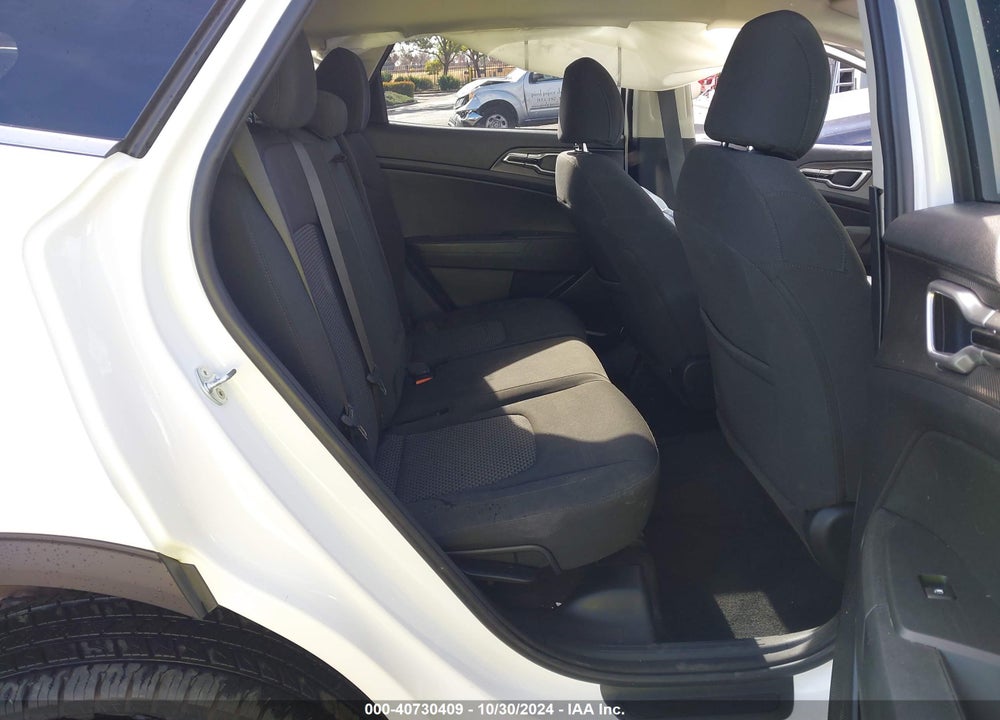 2023 KIA SPORTAGE LX VIN: KNDPUCAF4P7130727