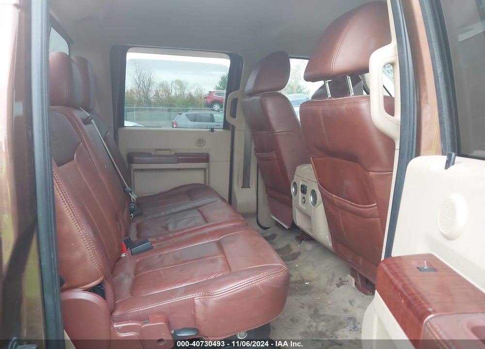 2011 FORD F-350 LARIAT VIN: 1FT8W3BT6BEA61644
