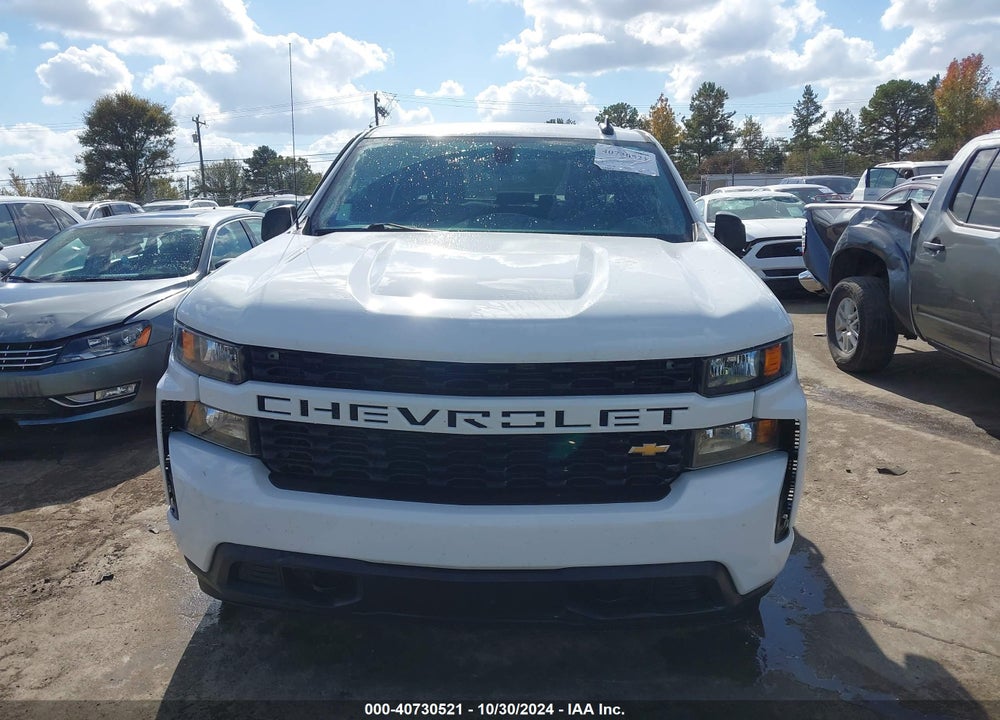 2020 CHEVROLET SILVERADO 1500 4WD SHORT BED CUSTOM VIN: 3GCPYBEH0LG453648