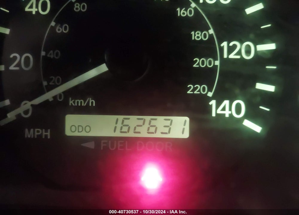 2001 TOYOTA CAMRY LE VIN: JT2BG22K210563057