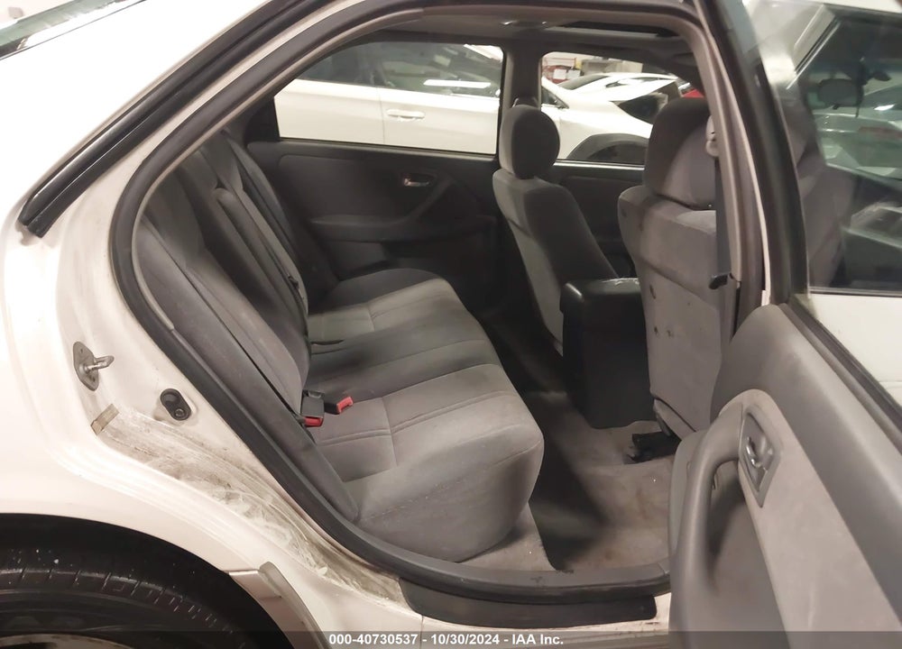 2001 TOYOTA CAMRY LE VIN: JT2BG22K210563057