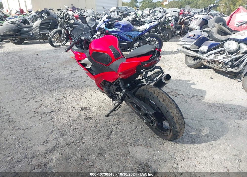 2021 KAWASAKI EX400 VIN: JKAEXKG10MDAB7108