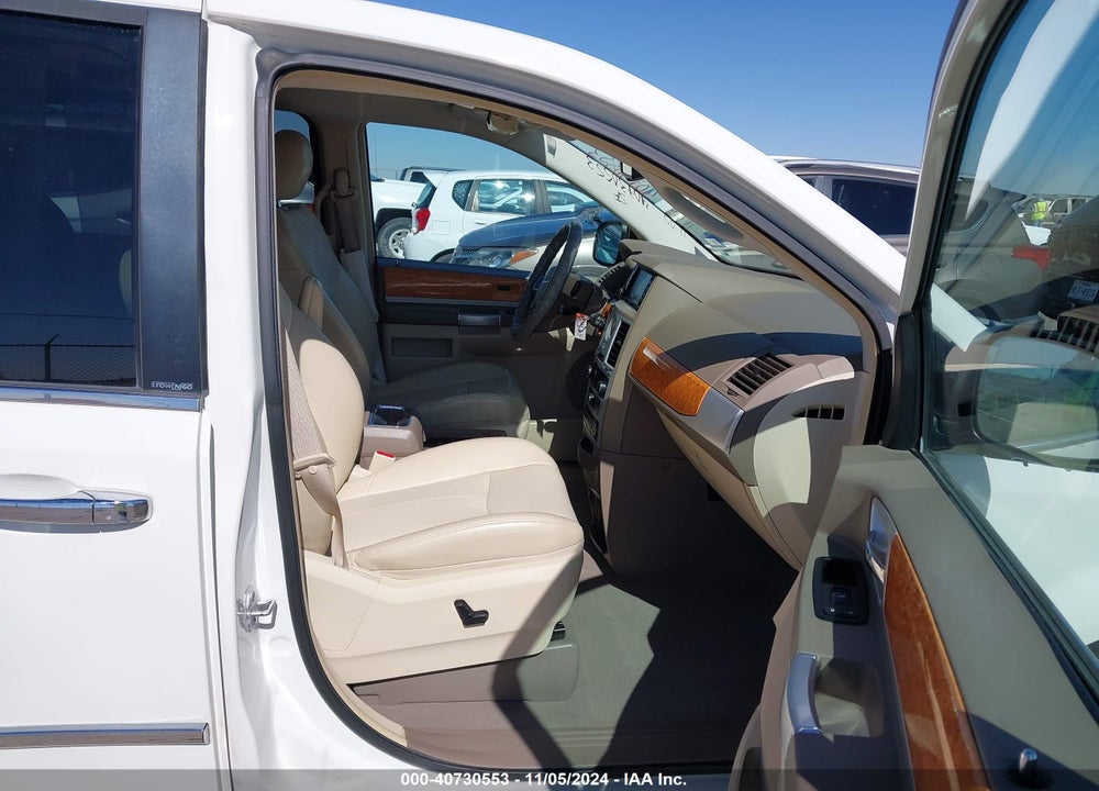 2009 CHRYSLER TOWN & COUNTRY LIMITED VIN: 2A8HR64X59R594650