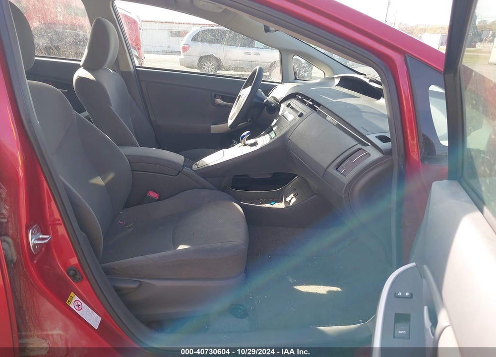 2011 TOYOTA PRIUS VIN: JTDKN3DU1B5334584
