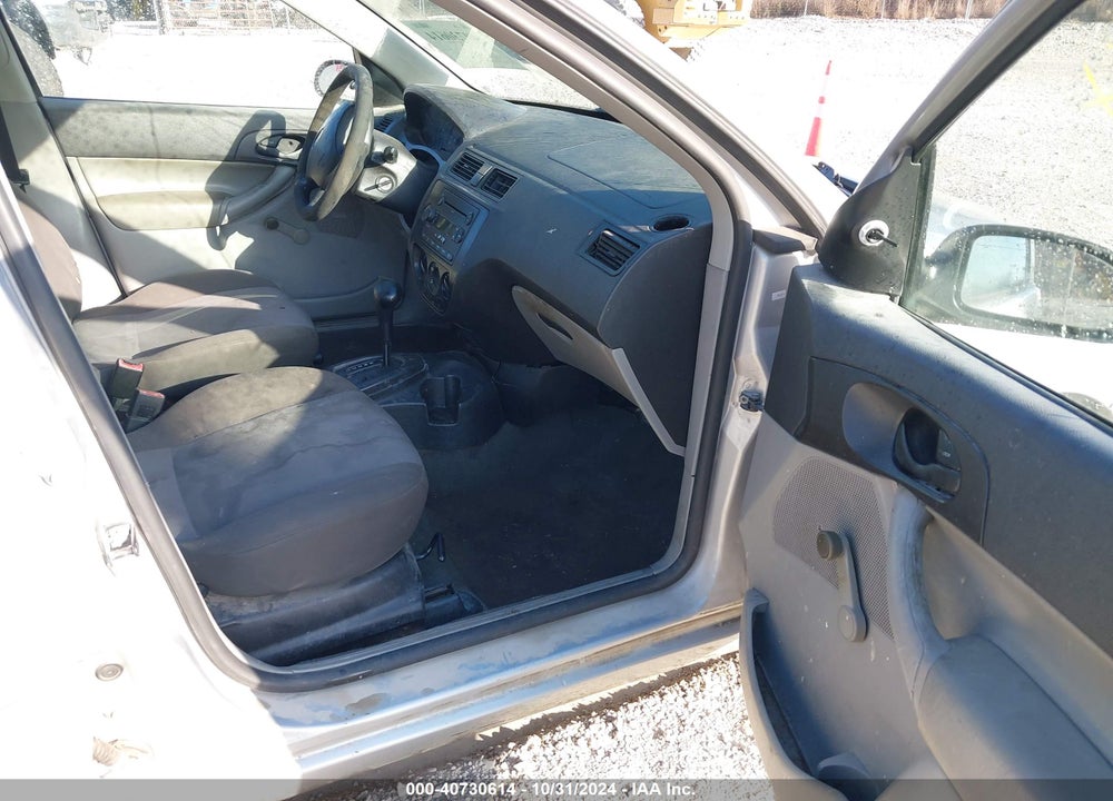 2006 FORD FOCUS ZX4 VIN: 1FAFP34N06W105016