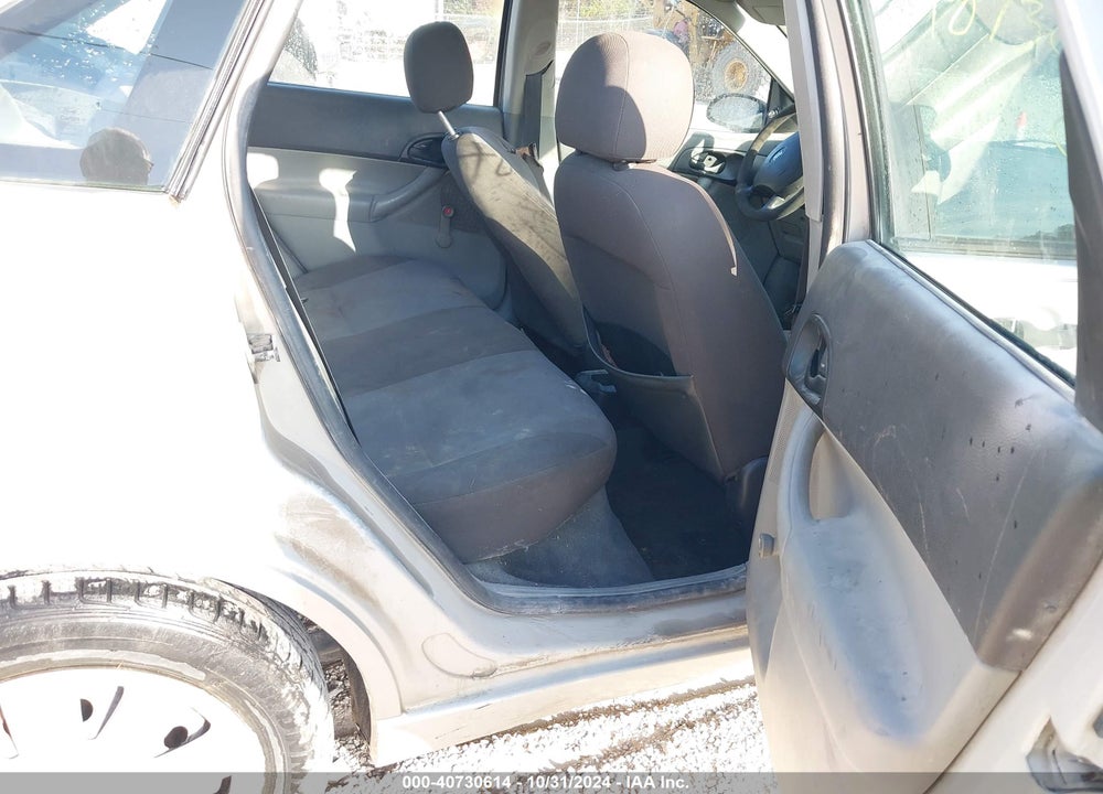 2006 FORD FOCUS ZX4 VIN: 1FAFP34N06W105016