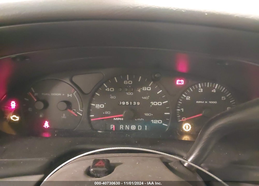 2001 FORD TAURUS SES VIN: 1FAFP55241A258021