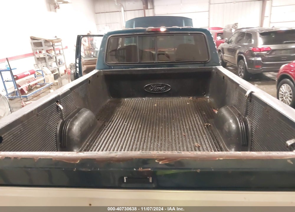 1997 FORD F-350 XL VIN: 1FTJW36F1VEA37892