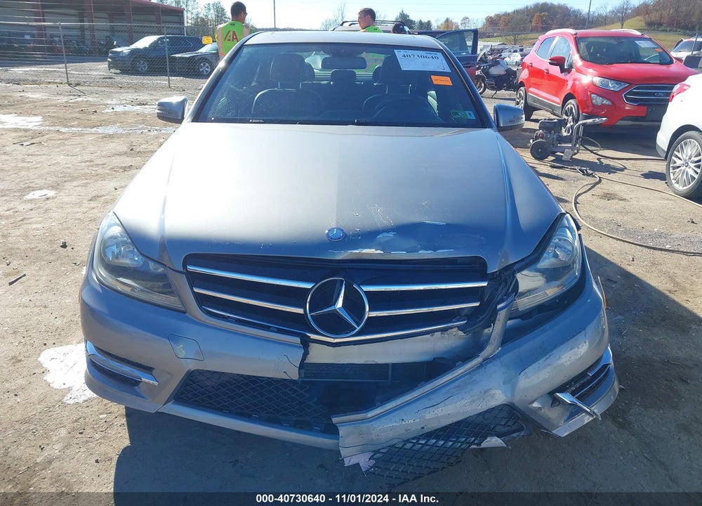 2014 MERCEDES-BENZ C 300 C 300 LUXURY/SPORT 4MATIC VIN: WDDGF8AB4EG243357