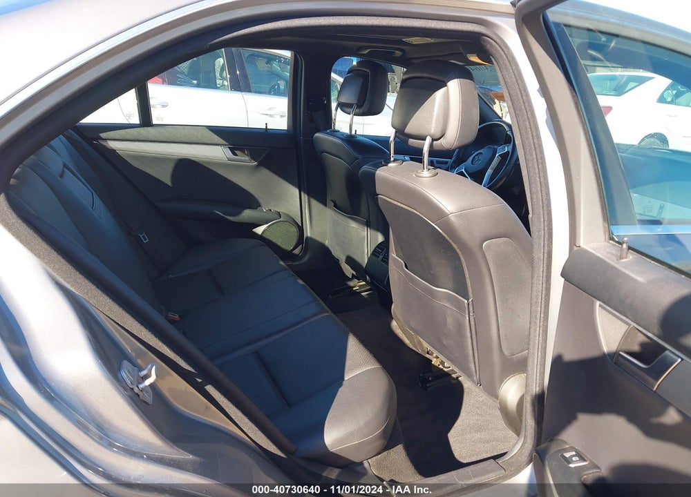 2014 MERCEDES-BENZ C 300 C 300 LUXURY/SPORT 4MATIC VIN: WDDGF8AB4EG243357