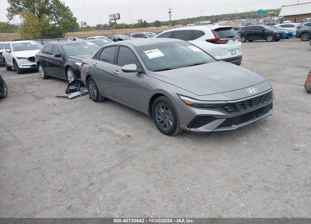 2024 HYUNDAI ELANTRA SEL VIN: KMHLM4DG9RU795437