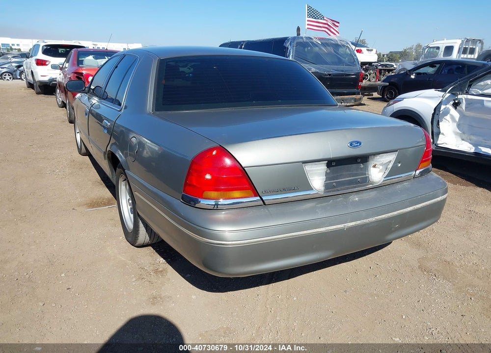 1999 FORD CROWN VICTORIA LX VIN: 2FAFP74W0XX166582
