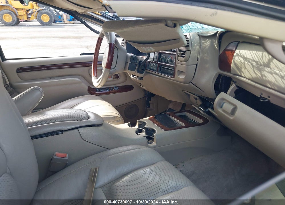 1999 CADILLAC ESCALADE STANDARD VIN: 1GYEK13R0XR404576