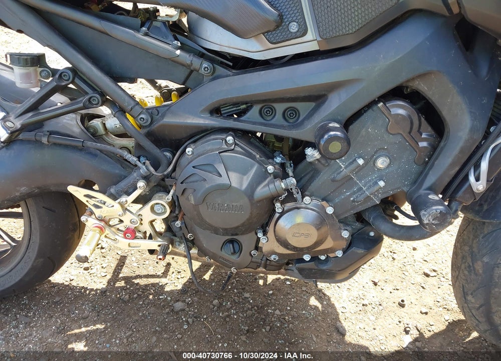 2015 YAMAHA FZ09 VIN: JYARN33E9FA007741