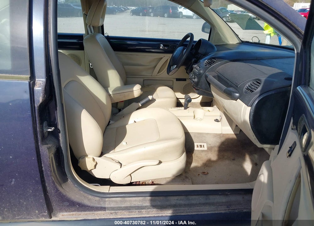2000 VOLKSWAGEN NEW BEETLE GLS 1.8L TURBO VIN: 3VWCD21C9YM426829