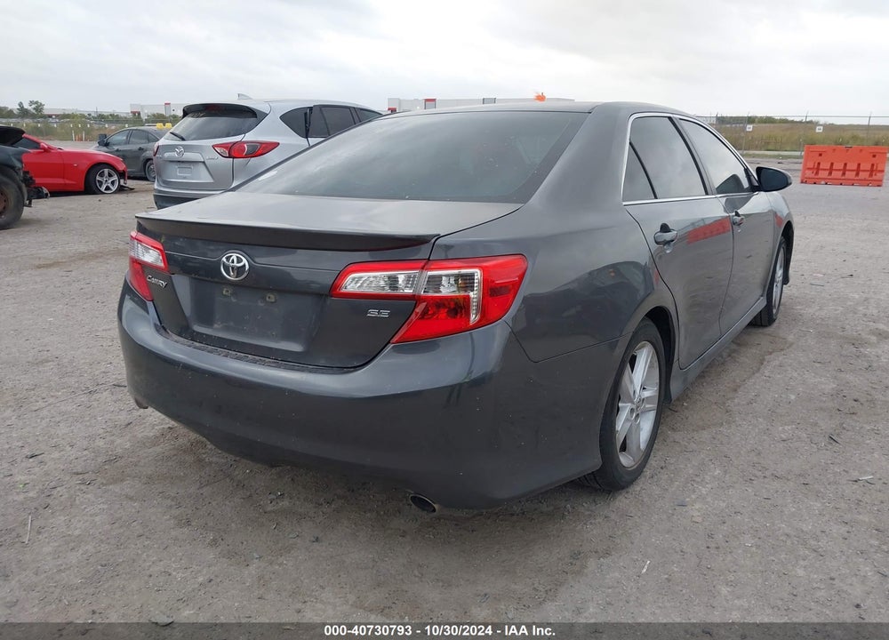 2013 TOYOTA CAMRY SE VIN: 4T1BF1FK2DU290791