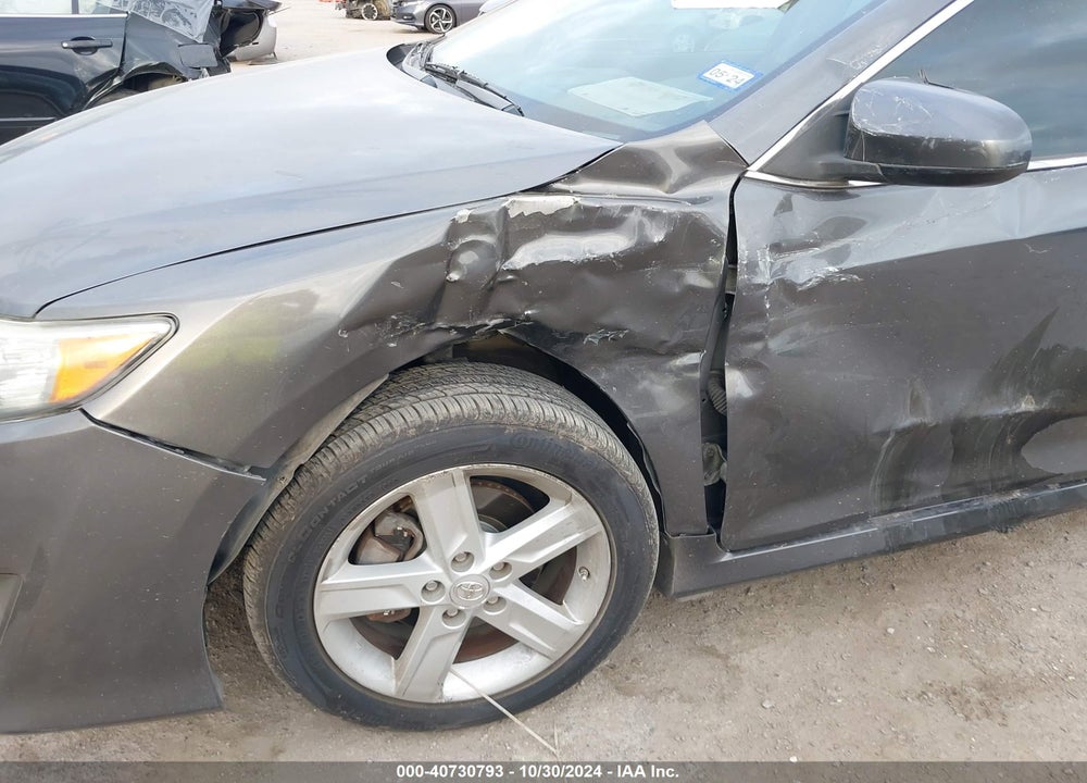 2013 TOYOTA CAMRY SE VIN: 4T1BF1FK2DU290791