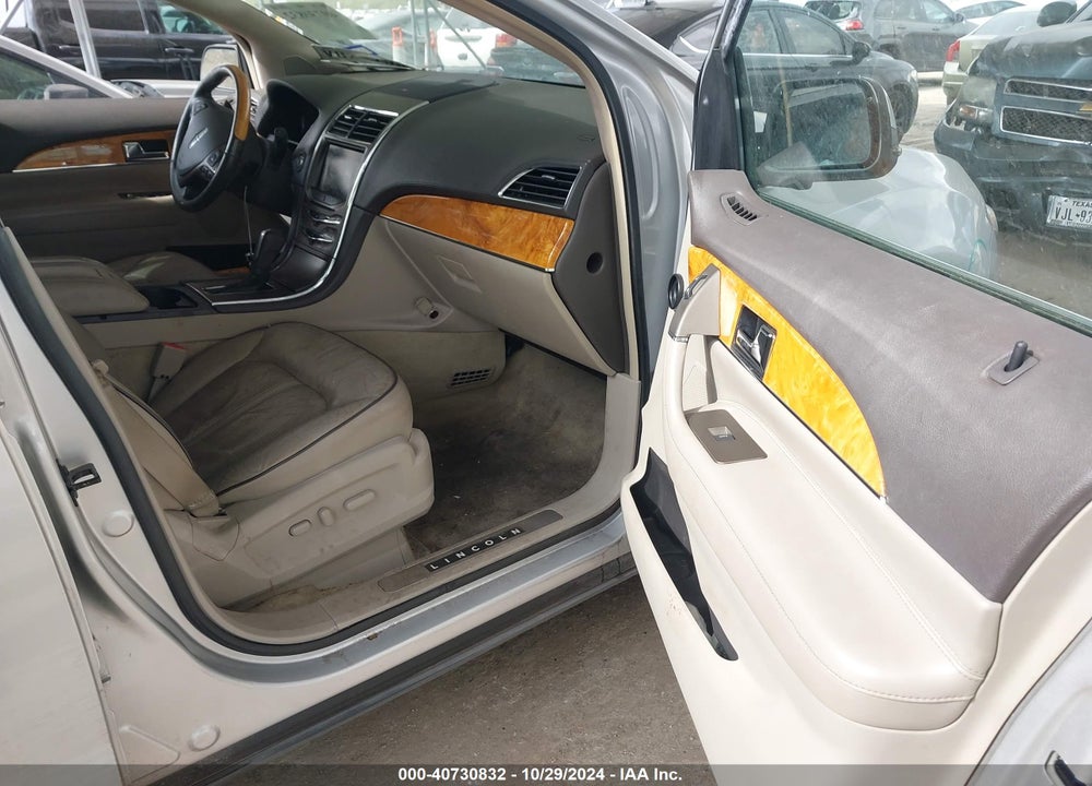 2013 LINCOLN MKX VIN: 2LMDJ8JK0DBL15933