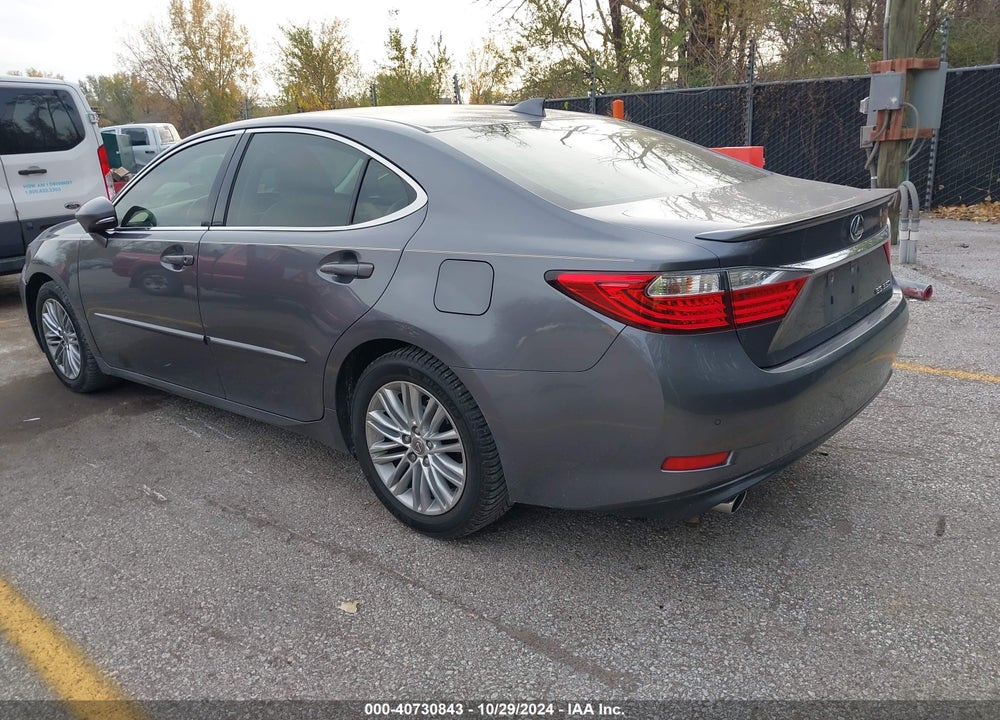 2015 LEXUS ES 350 VIN: JTHBK1GG7F2152414