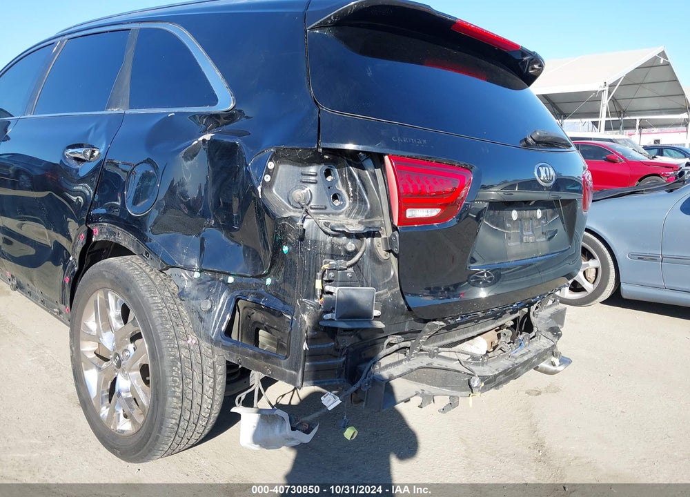 2019 KIA SORENTO 3.3L SXL VIN: 5XYPK4A54KG448068
