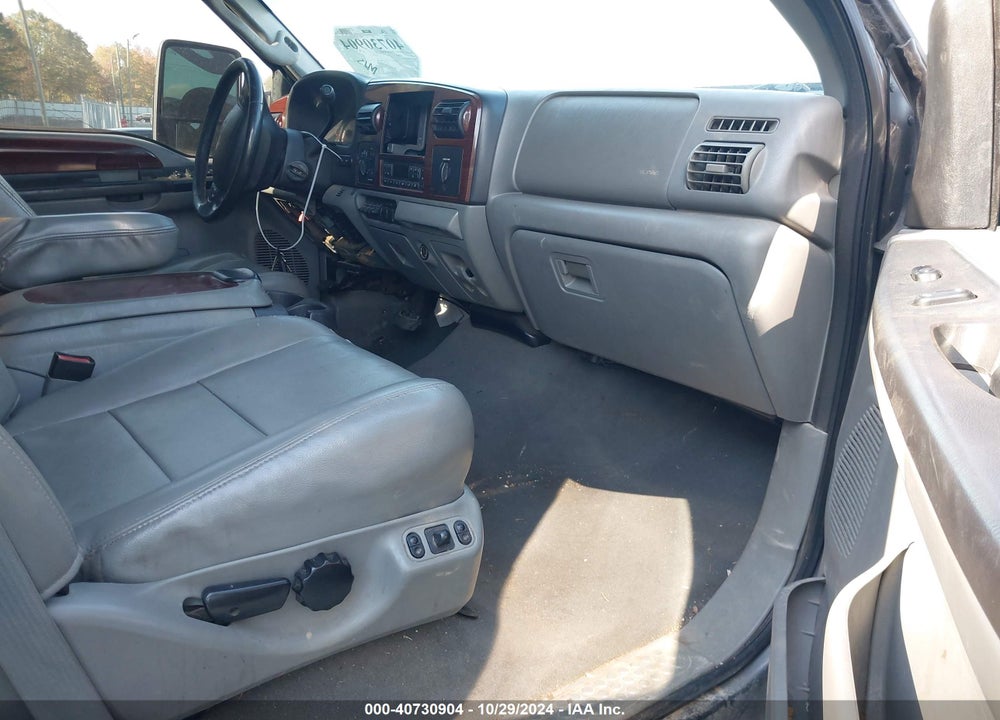 2005 FORD F-250 LARIAT/XL/XLT VIN: 1FTSW21P95EC90179