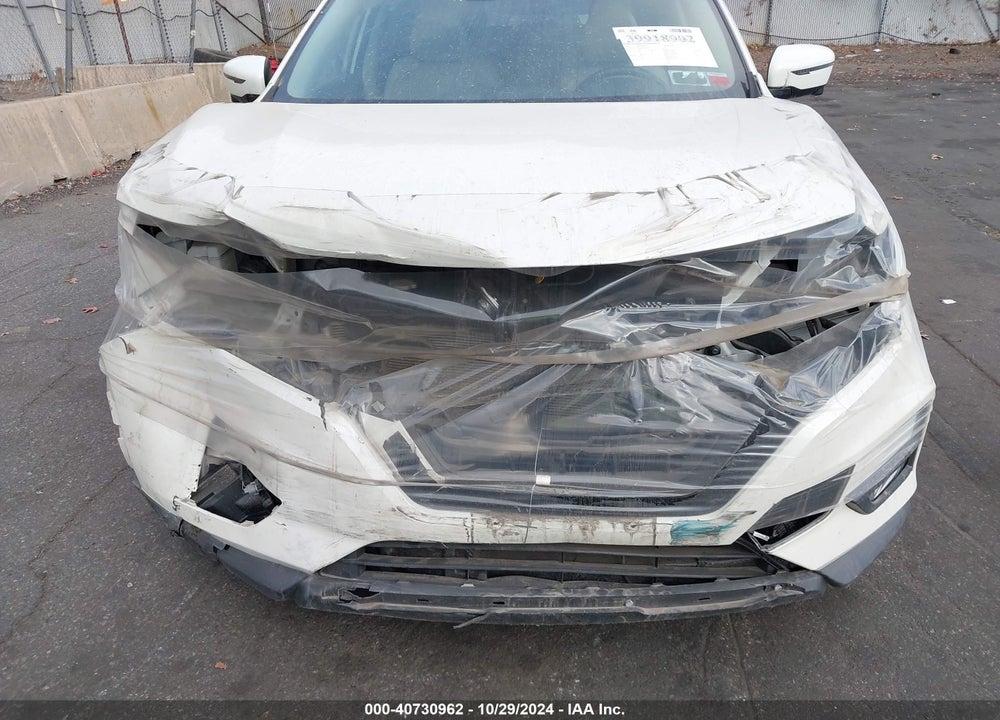 2018 NISSAN ROGUE SL VIN: 5N1AT2MV6JC838123