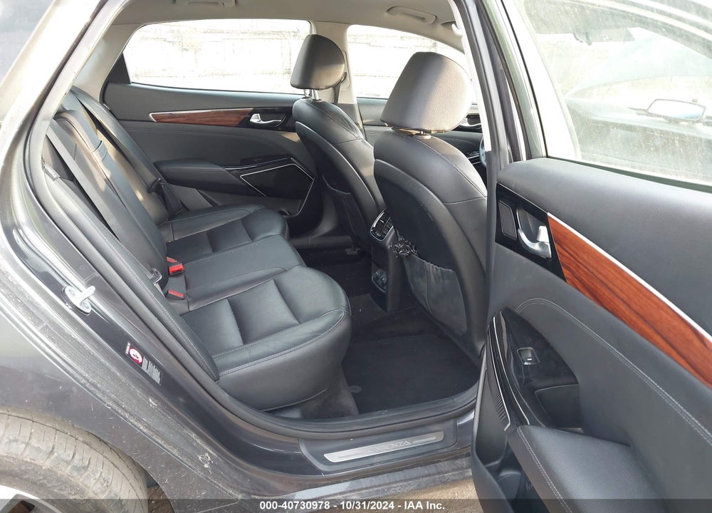 2017 KIA CADENZA VIN: KNALB4J17H5072492