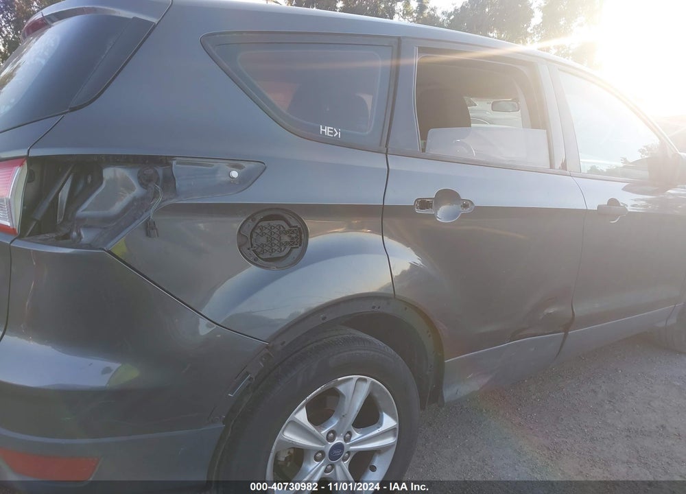 2015 FORD ESCAPE S VIN: 1FMCU0F73FUA79201